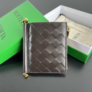 Bottega Veneta Solstice Small Bi Fold Wallet Dark Brown Woven Intrecciato Calf Leather Bottega Veneta Solstice Small Bi Fold Wallet Dark Brown Woven Intrecciato Calf Leather
