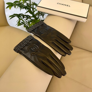 Chanel Coco CC Logo Black Leather Gloves