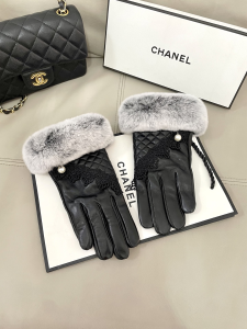Chanel Coco Shearling Black Leather Gloves