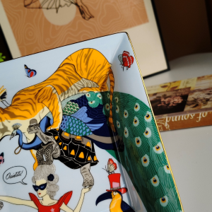 Trays Hermes Story Change Tray