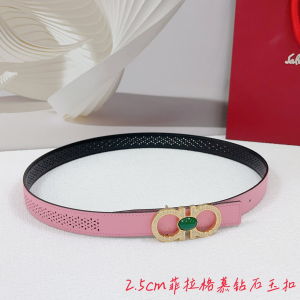 Ferragamo Crystals Gancini Buckle Leather Belt Pink Ferragamo Crystals Gancini Buckle Leather Belt Pink