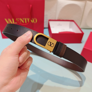 Valentino Garavani Vlogo Signature Black Dark Brown Leather Belt Valentino Garavani Vlogo Signature Black Dark Brown Leather Belt