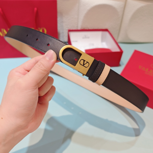 Valentino Garavani Vlogo Signature Black Pink Leather Belt Valentino Garavani Vlogo Signature Black Pink Leather Belt