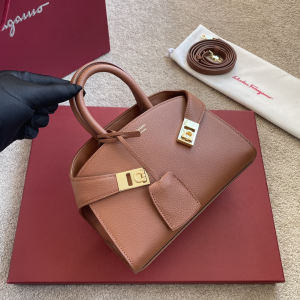 Ferragamo Hug Small Leather Top Handle Shoulder Bag Brown Ferragamo Hug Small Leather Top Handle Shoulder Bag Brown