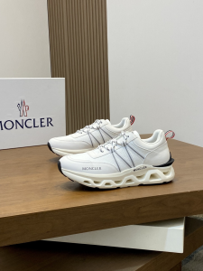 Moncler Trailgrip Lite2 Sports Trainer Sneakers White Calfskin and Grained Leather Moncler Trailgrip Lite2 Sports Trainer Sneakers White Calfskin and Grained Leather