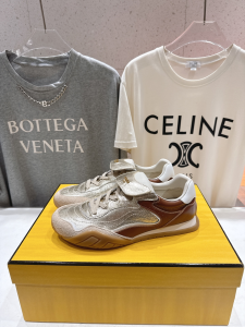 Fendi Wave Pulse Low Tops Sneaker Gold Brown Calfskin Leather Fendi Wave Pulse Low Tops Sneaker Gold Brown Calfskin Leather