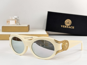 Versace Medusa Oval Luxury Eyewear Sunglasses VE4503U Off White Versace Medusa Oval Luxury Eyewear Sunglasses VE4503U Off White
