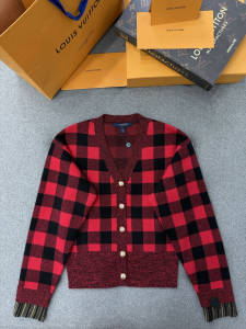 Louis Vuitton Graphic Check Knit Cardigan Dark Red Cashmere Wool Louis Vuitton Graphic Check Knit Cardigan Dark Red Cashmere Wool