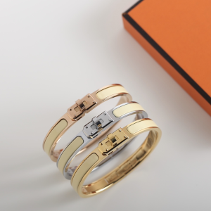 Hermes Mini Clic Kelly Narrow Bracelet Light Yellow Hermes Mini Clic Kelly Narrow Bracelet Light Yellow