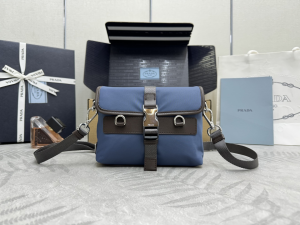 Prada Blue Re Nylon and Leather Smartphone Case Shoulder Bag Prada Blue Re Nylon and Leather Smartphone Case Shoulder Bag