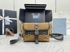 Prada Brandy Re Nylon and Leather Smartphone Case Shoulder Bag Prada Brandy Re Nylon and Leather Smartphone Case Shoulder Bag