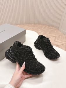 Balenciaga Rhinestones Embellished Runner Fashion Sneakers Black Balenciaga Rhinestones Embellished Runner Fashion Sneakers Black