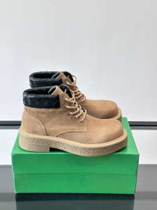 Bottega Veneta Haddock Lace Up Ankle Boot Beige Suede Calfskin Leather Bottega Veneta Haddock Lace Up Ankle Boot Beige Suede Calfskin Leather