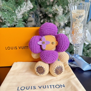 Charms Louis Vuitton My Vivienne Crochet Bag Charm Purple Beige Cotton Charms Louis Vuitton My Vivienne Crochet Bag Charm Purple Beige Cotton