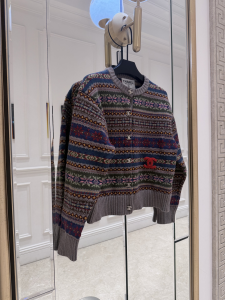 Chanel CC Logo Crocheted Wool Knitted Cardigan Chanel CC Logo Crocheted Wool Knitted Cardigan