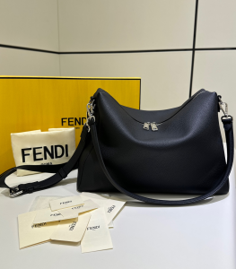 Fendi Lui Large Shoulder Crossbody Bag Black Grained Calf Leather Fendi Lui Large Shoulder Crossbody Bag Black Grained Calf Leather