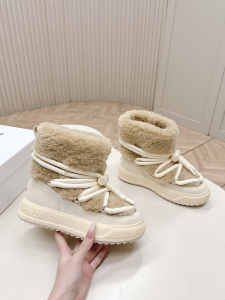 Moncler Altive Mid Teddy Snow Ankle Boots Beige Moncler Altive Mid Teddy Snow Ankle Boots Beige