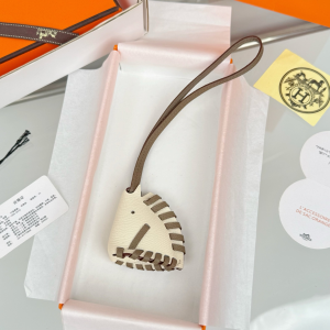 Charms Hermes Cheval Tresse Horse Bag Charm White Charms Hermes Cheval Tresse Horse Bag Charm White