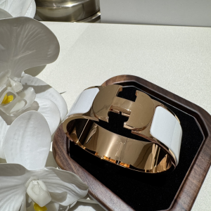 Hermes Clic Clac H Bangle Bracelets White Rose Gold Metal Hermes Clic Clac H Bangle Bracelets White Rose Gold Metal