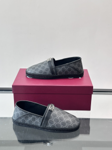 Gucci Interlocking G Black GG Canvas Espadrilles Flats Gucci Interlocking G Black GG Canvas Espadrilles Flats