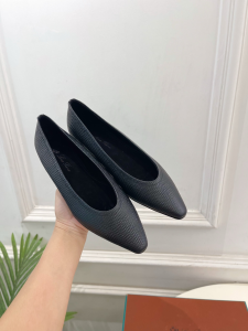 Loro Piana Rebecca Ballet Flats Black Calfskin Leather Loro Piana Rebecca Ballet Flats Black Calfskin Leather