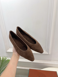 Loro Piana Rebecca Ballet Flats Dark Brown Suede Calfskin Leather Loro Piana Rebecca Ballet Flats Dark Brown Suede Calfskin Leather