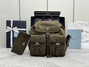 Prada Medium Re Nylon Backpack Bag Khaki Green Prada Medium Re Nylon Backpack Bag Khaki Green