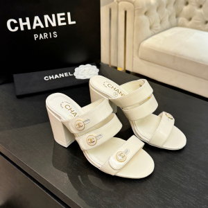 Chanel Turnlock CC Logo Heeled Leather Slides Sandals White MM Chanel Turnlock CC Logo Heeled Leather Slides Sandals White MM