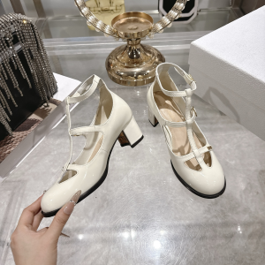 Dior Aime Dior Low Heel Pumps White Patent Calfskin 40MM Dior Aime Dior Low Heel Pumps White Patent Calfskin 40MM