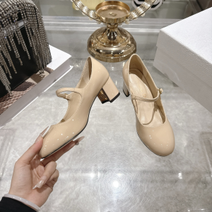 Dior D Art Low Heel Pumps Beige Patent Calfskin 40MM Dior D Art Low Heel Pumps Beige Patent Calfskin 40MM