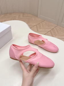 Maison Margiela Tabi Jazz Leather Ballet Flats Slipper Light Pink Maison Margiela Tabi Jazz Leather Ballet Flats Slipper Light Pink
