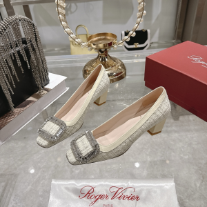Roger Vivier Belle Sequins Tweed Vivier Pumps White Roger Vivier Belle Sequins Tweed Vivier Pumps White