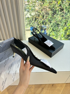 Saint Laurent Dakota Rose Satin Slingback Pumps Black 50MM Saint Laurent Dakota Rose Satin Slingback Pumps Black 50MM