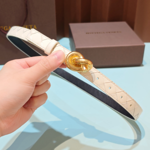 Bottega Veneta Knot Bucket White Woven Leather Belt 20MM Bottega Veneta Knot Bucket White Woven Leather Belt 20MM