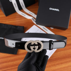 Gucci Crystal Interlocking G Bucket Black Patent Leather Belt 30MM Gucci Crystal Interlocking G Bucket Black Patent Leather Belt 30MM