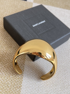 Saint Laurent Teardrop Dome Cuff Bangle Bracelets Gold Metal Saint Laurent Teardrop Dome Cuff Bangle Bracelets Gold Metal