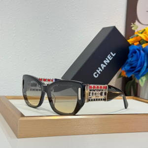 Chanel CC Chain Square Luxury Eyewear Sunglasses CH1916Q Black Chanel CC Chain Square Luxury Eyewear Sunglasses CH1916Q Black