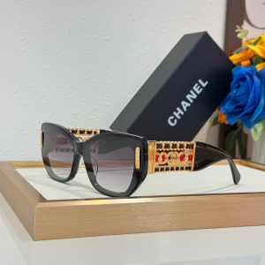 Chanel CC Chain Square Luxury Eyewear Sunglasses CH1916Q Black Chanel CC Chain Square Luxury Eyewear Sunglasses CH1916Q Black