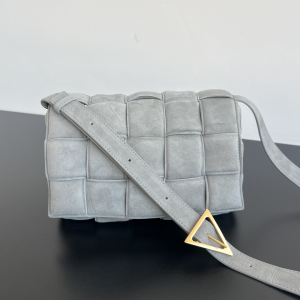 Bottega Veneta Gray Suede Leather Padded Cassette Flap Shoulder Bag Bottega Veneta Gray Suede Leather Padded Cassette Flap Shoulder Bag