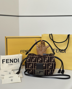 Fendi Mamma Baguette Small Dark Brown FF Jacquard Velvet Shoulder Crossbody Bag 00 Fendi Mamma Baguette Small Dark Brown FF Jacquard Velvet Shoulder Crossbody Bag 00
