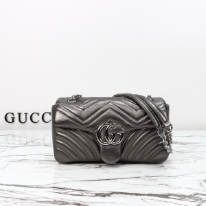 Gucci GG Marmont Medium Shoulder Bag Silver Gray Matelasse Lambskin Leather Gucci GG Marmont Medium Shoulder Bag Silver Gray Matelasse Lambskin Leather