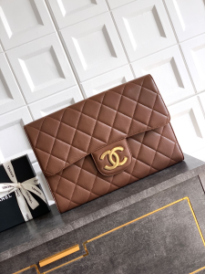 Chanel Large Brown Calfskin Leather Clutch Bag Chanel Large Brown Calfskin Leather Clutch Bag
