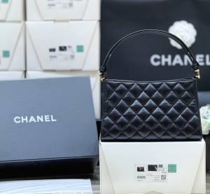 Chanel Vip Small Hobo Tote Bag Black Quilted Lambskin Leather Chanel Vip Small Hobo Tote Bag Black Quilted Lambskin Leather