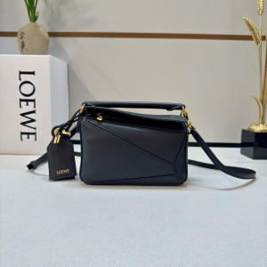 Loewe Mini Puzzle Edge Shoulder Crossbody Bag Black Soft Shiny Calfskin Loewe Mini Puzzle Edge Shoulder Crossbody Bag Black Soft Shiny Calfskin