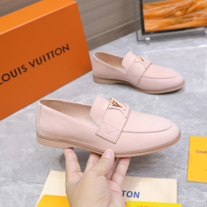 Louis Vuitton LV Mare Loafer Pink Calfskin Leather Louis Vuitton LV Mare Loafer Pink Calfskin Leather