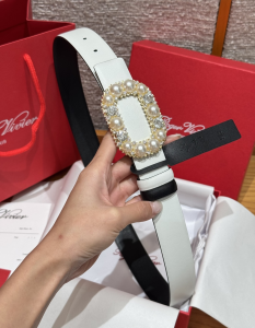 Roger Vivier Crystal Pearls Buckle White Leather Belt 30MM Roger Vivier Crystal Pearls Buckle White Leather Belt 30MM