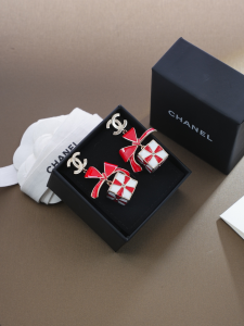 Chanel Coco Mark Cube Earrings Red White Chanel Coco Mark Cube Earrings Red White