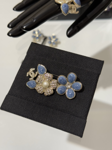 Chanel Crystal Blue Camellia Flower Bracelets Chanel Crystal Blue Camellia Flower Bracelets