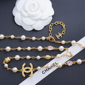 Chanel Coco CC Logo Pearls Necklaces
