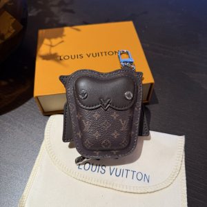 Louis Vuitton LV Owl Bag Charm Brown Monogram Canvas Louis Vuitton LV Owl Bag Charm Brown Monogram Canvas